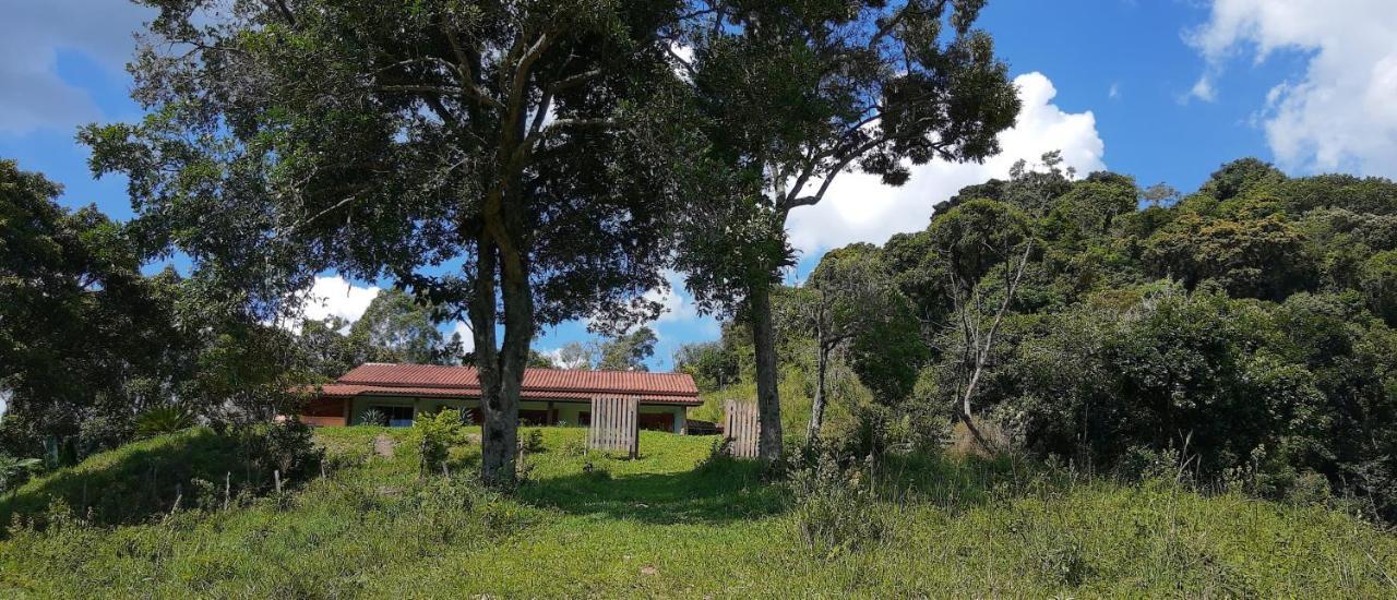 Casa Em * Bueno Brandao